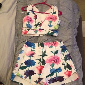 NEW WITH TAGS!!!Adorable two piece set